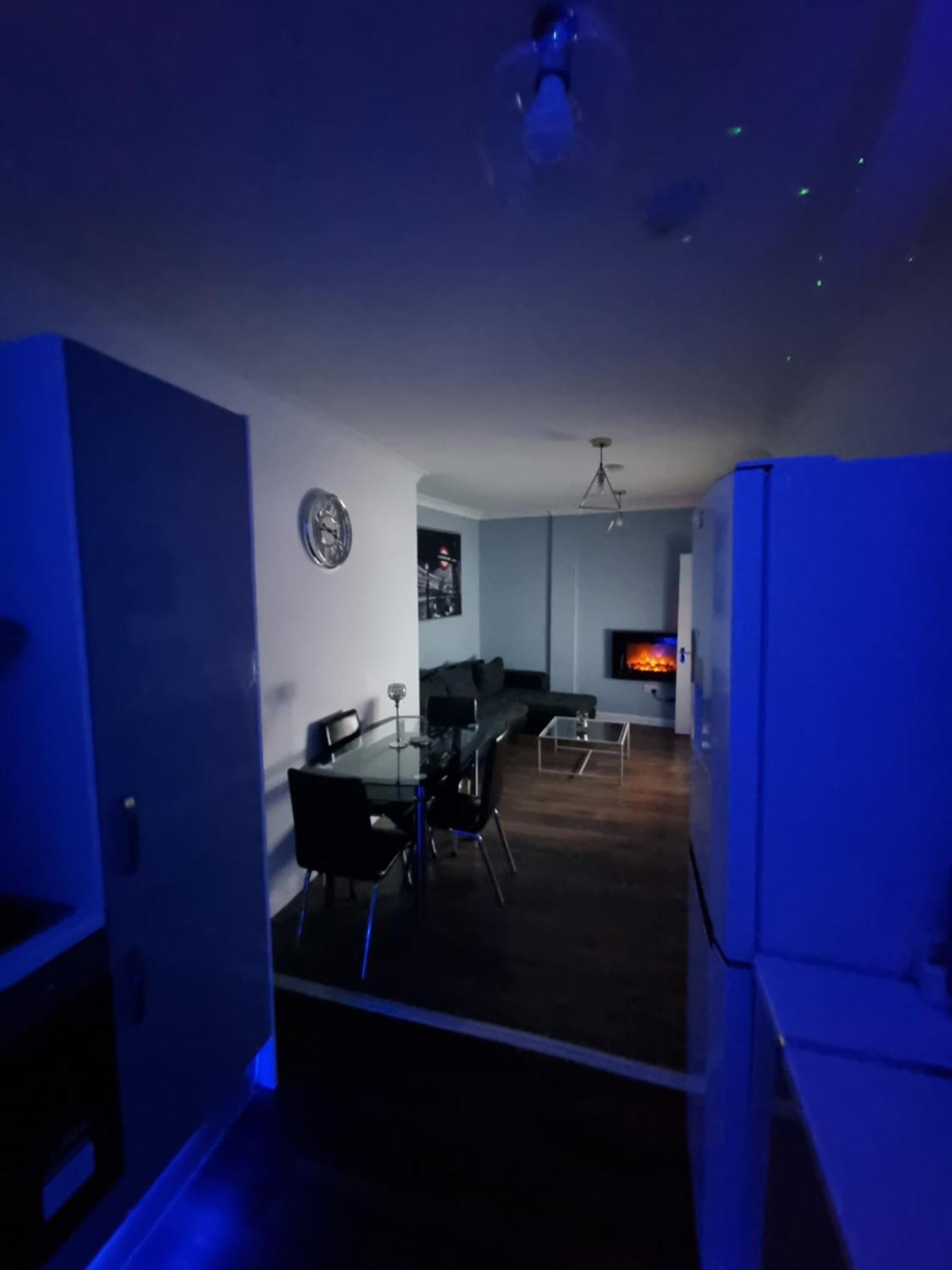 Beautiful Modern Apartment On Wick Lane Лондон Экстерьер фото